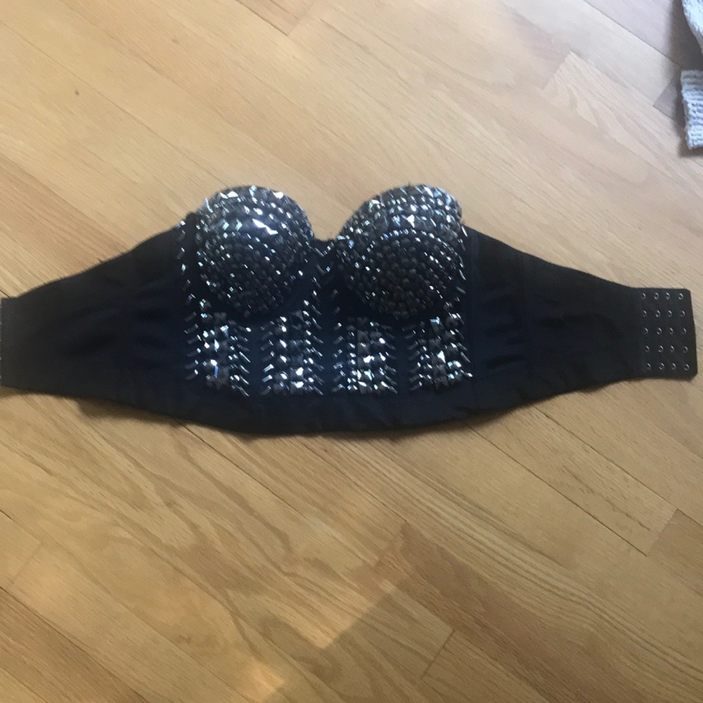 Fashion nova bedazzled bra crop top